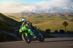 2025 Kawasaki Ninja ZX-6R ABS (636) KRT Edition Ninja Green