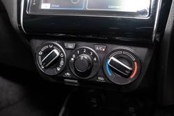 2023 Suzuki
Swift GL