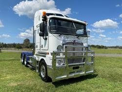 2018 Kenworth
                K200
