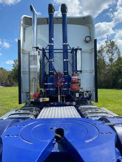 2018 Kenworth
                K200