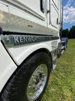 2018 Kenworth
                K200