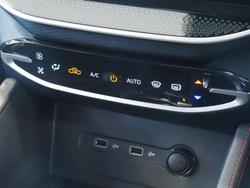 2024 LDV
                T60 Max LUXE
