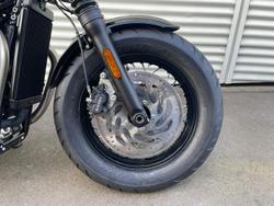 2025 Triumph Bonneville Bobber Bobber Black