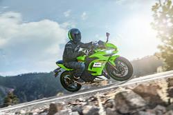 2025 Kawasaki Ninja 650L (LAMS) KRT Edition Ninja Green