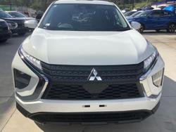 2024 Mitsubishi Eclipse Cross PHEV ES
