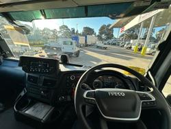 2024 Iveco S-Way AT230