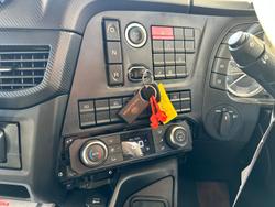 2024 Iveco S-Way AT230