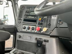 2014 Mack Granite Palfinger Pk11001 Light Use $60000+Gst MACK GRANITE WHITE