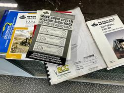 2014 Mack Granite Palfinger Pk11001 Light Use $60000+Gst MACK GRANITE WHITE