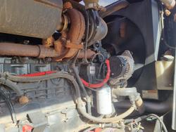 2011 CASE IH Wd2303 Red