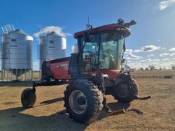 2011 CASE IH Wd2303 Red