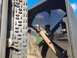 2011 CASE IH Wd2303 Red