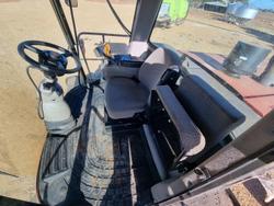 2011 CASE IH Wd2303 Red