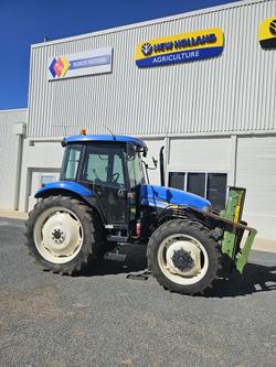 2005 New Holland Td90d