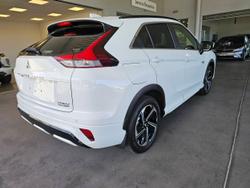 2021 MITSUBISHI
                ECLIPSE CROSS EXCEED PHEV (AWD)