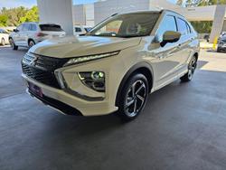 2021 MITSUBISHI
ECLIPSE CROSS EXCEED PHEV (AWD)