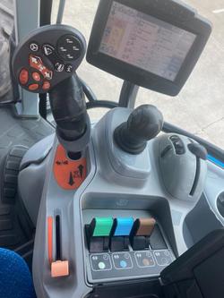 2016 New Holland T6.140