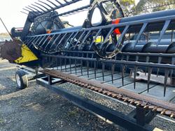 2012 MacDon
D60 25Ft