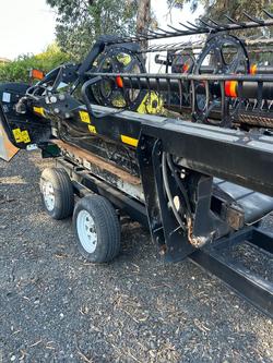 2012 MacDon
D60 25Ft