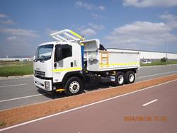 2025 Isuzu Fvz 260-300 White