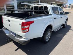 2017 Mitsubishi
                Triton GLX