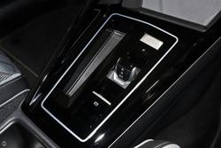 2024 Volkswagen
Golf 110TSI R-Line