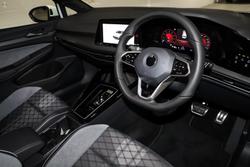 2024 Volkswagen
Golf 110TSI R-Line