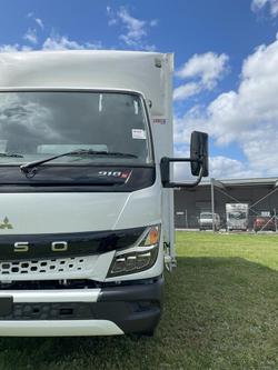 2025 Fuso Canter 918 White
