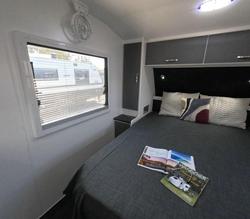 2024 Leader Caravans 2060_R_K1e2_T Gold Le 20'6