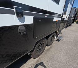 2024 Leader Caravans 2060_R_K1e2_T Gold Le 20'6