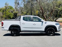 2024 LDV
                T60 MAX LUXE