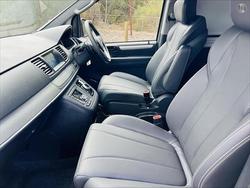 2023 LDV
                G10 +