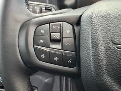 2025 Ford
Everest Sport