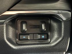 2025 Ford
Everest Sport
