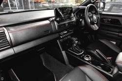 2024 Mitsubishi
Triton GSR