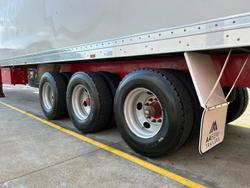 2004 Maxitrans
St3 Od 24 Pallet Chiller Van, Roll Door 4.3M