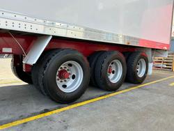 2004 Maxitrans
St3 Od 24 Pallet Chiller Van, Roll Door 4.3M