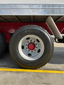 2004 Maxitrans
St3 Od 24 Pallet Chiller Van, Roll Door 4.3M