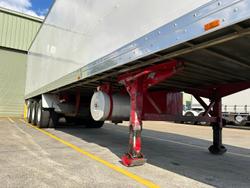 2004 Maxitrans St3 Od 24 Pallet -28 Freezer, Roller Door. 4.3