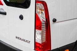 2024 Renault
                Master Pro 110kW