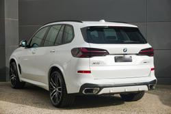 2024 BMW
                X5 xDrive30d M Sport