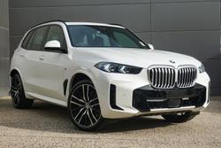 2024 BMW
                X5 xDrive30d M Sport