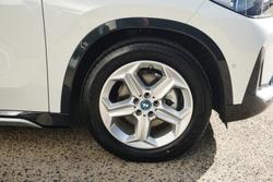 2023 BMW iX1 eDrive20 xLine