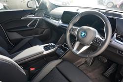 2023 BMW iX1 eDrive20 xLine