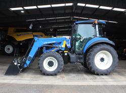 New Holland T5.100 Electro Command Tractor