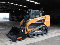 Case CE
Tr270 Compact Track Loader