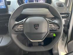 2024 Peugeot
                Partner Pro