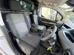 2024 Peugeot Partner Pro