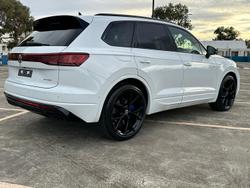 2024 Volkswagen
                Touareg R