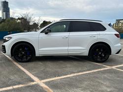 2024 Volkswagen
                Touareg R